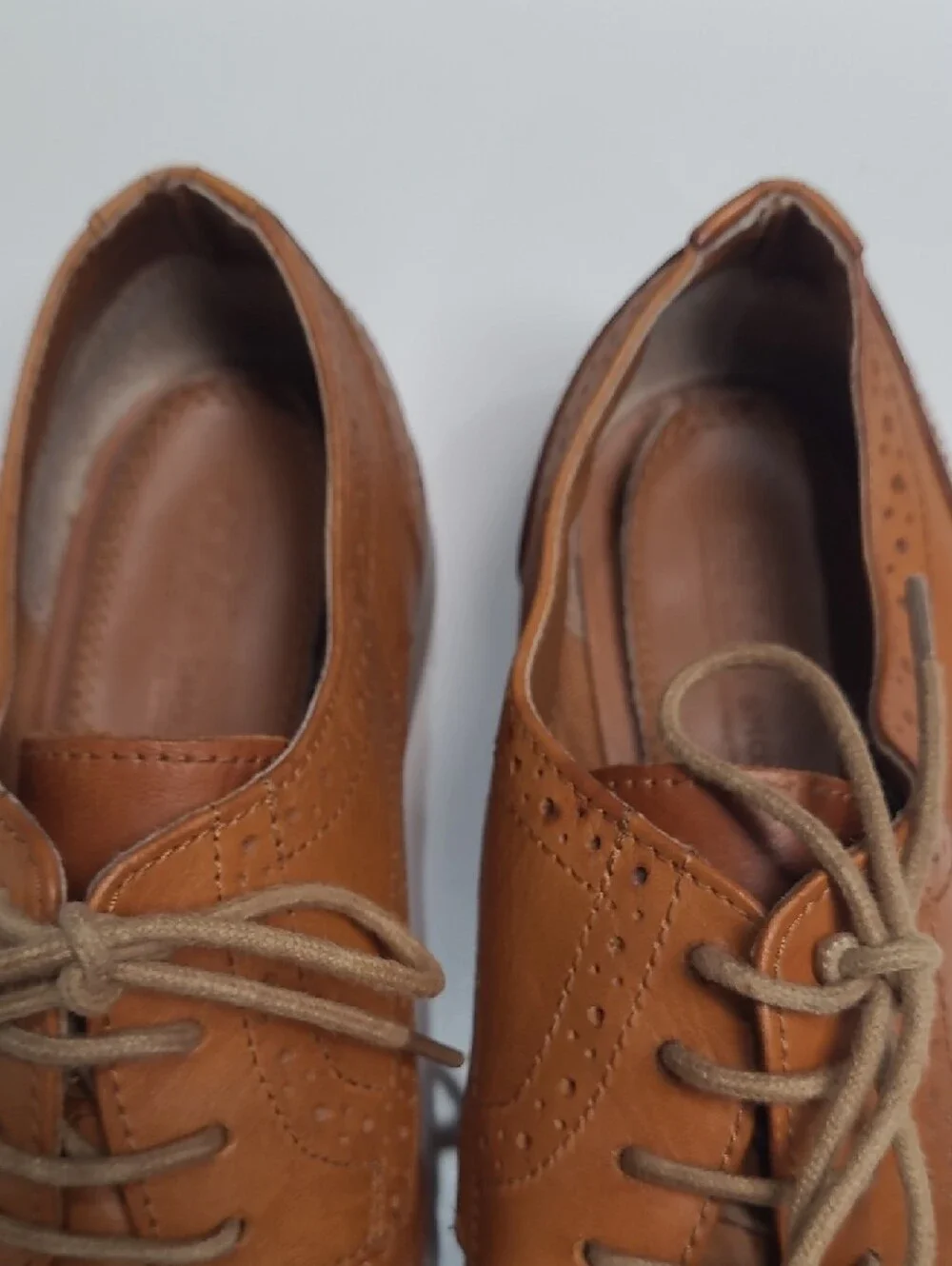 ASOS Tan Wingtip Oxford Shoes with Perforated Brogue Detailing-Size 6.5